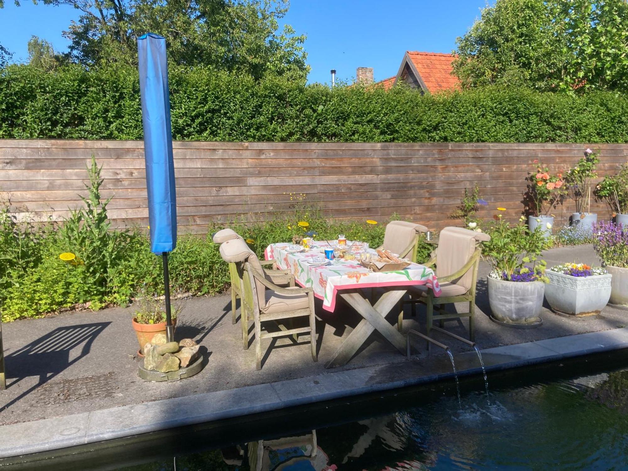 B&B Koornemoezen Zedelgem Exteriör bild
